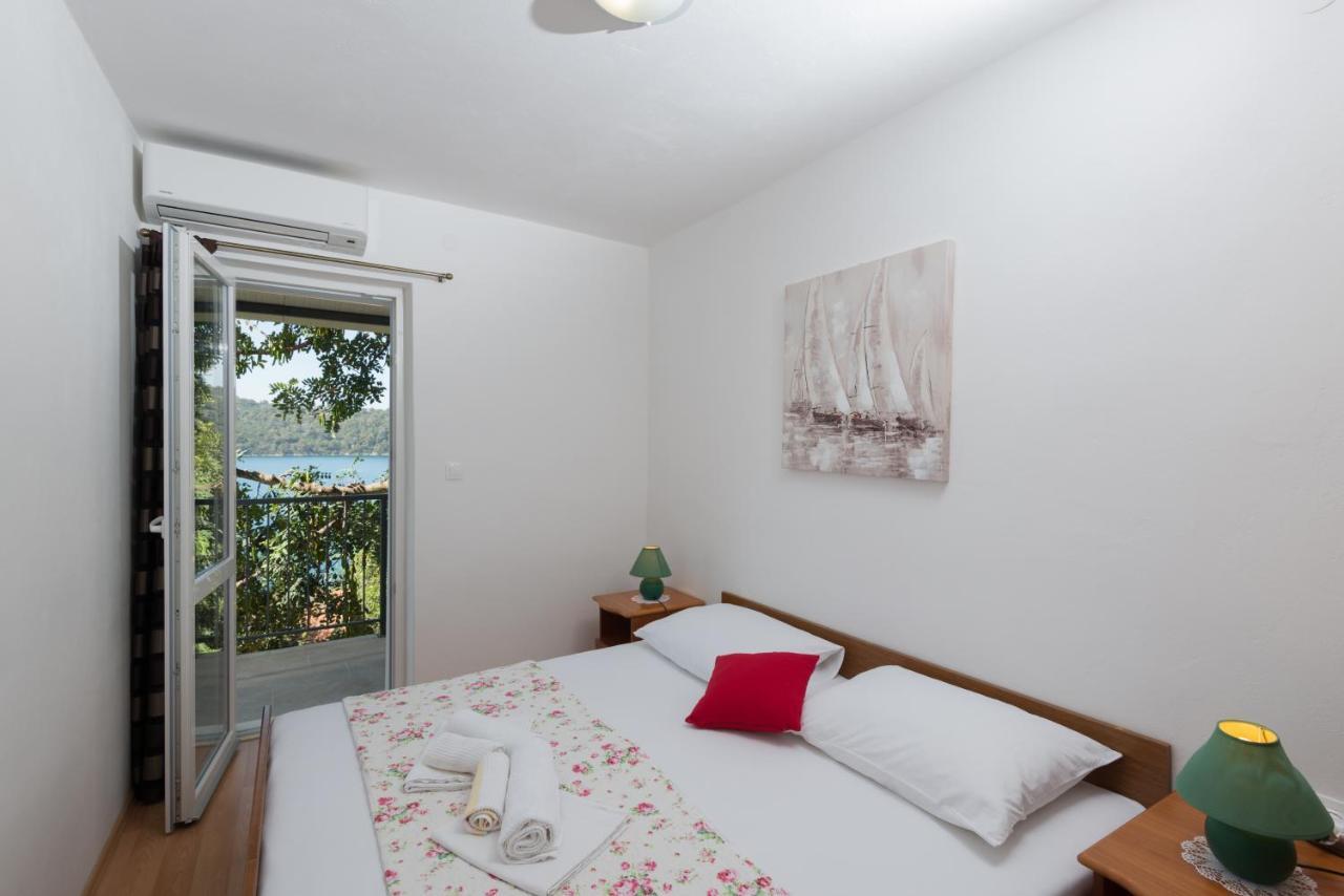 Guesthouse Pavla Govedari ภายนอก รูปภาพ
