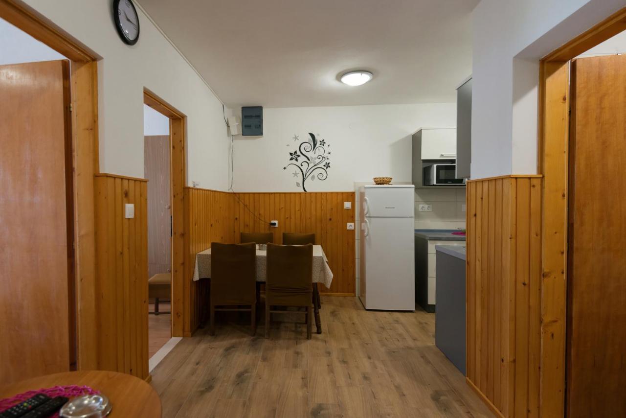Guesthouse Pavla Govedari ภายนอก รูปภาพ